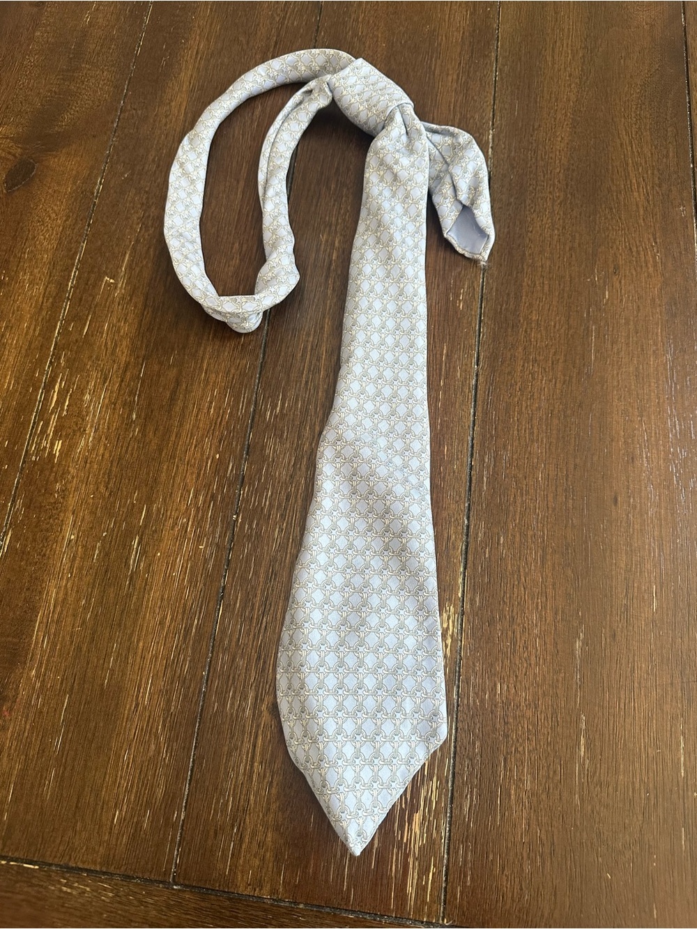 Hermès interlacing geometric pattern tie